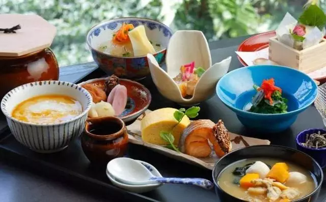 日本人每一餐的菜餚都有一個特點
