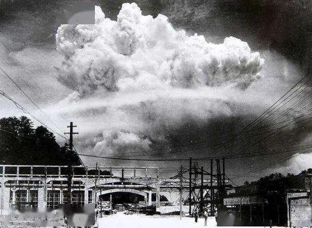 日本原子彈爆炸舊照