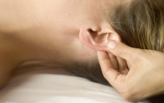 引起耳垂長痘的原因有哪些