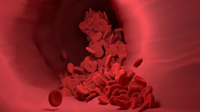 按摩傷及內皮組織，形成血栓導致阻塞性中風
